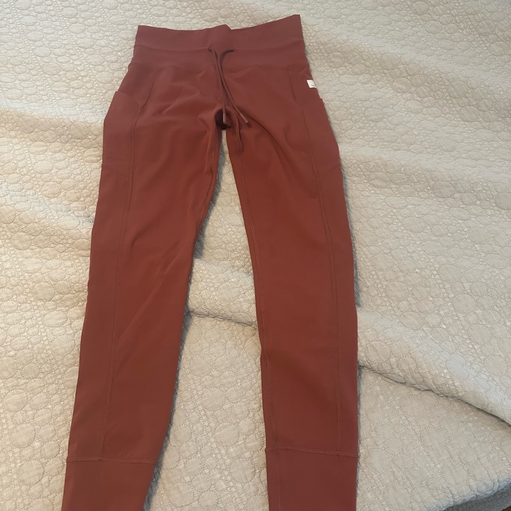 Vuori Women's Rust Leggings